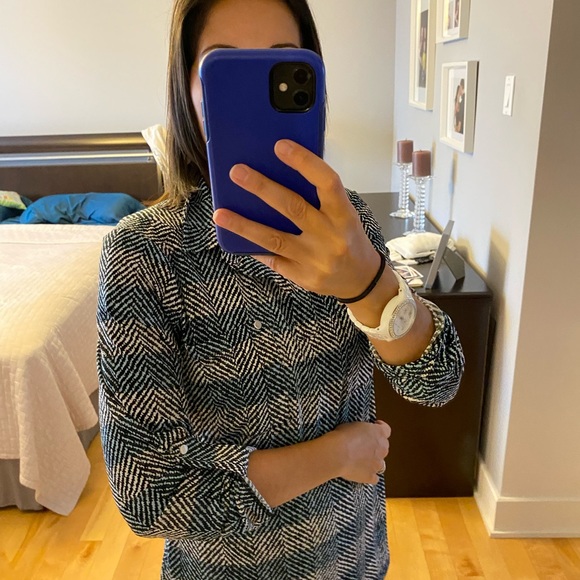 Beautiful and super comfy top. Perfect for work or day out - Picture 2 of 9